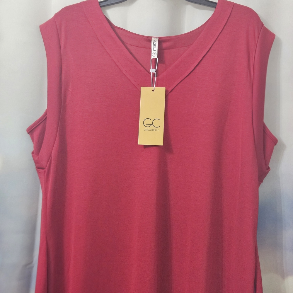 GRECERELLE Sleeveless Red Maxi Dress with V-neck and Cuffed Edging